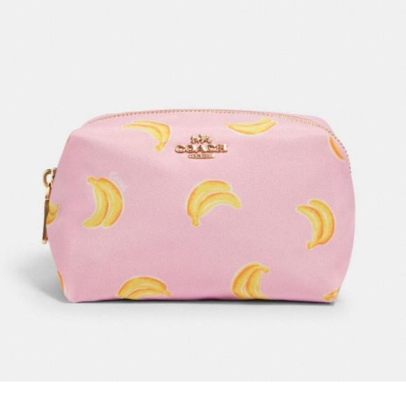 Coach Handbags - 💜NWT Coach small cosmetic case with banana print